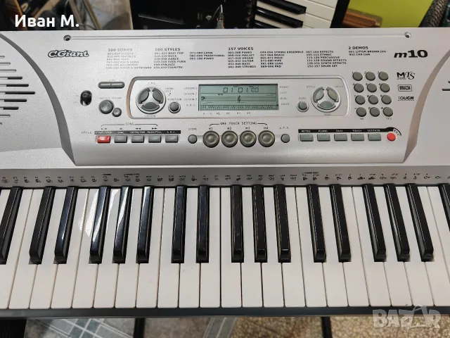 Синтезатор / йоника C. giant M10 , снимка 7 - Синтезатори - 55805418