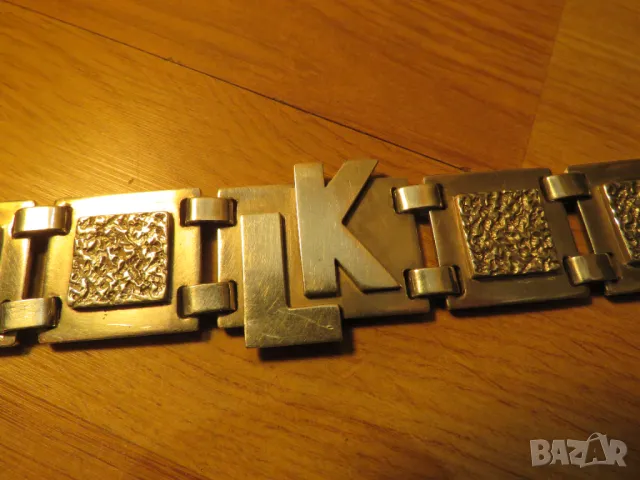 Старинна масивна мъжка сребърна гривна със здрава плетка и ковано сребро.