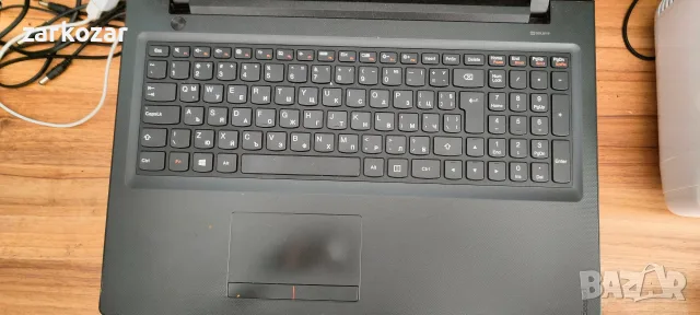 Лаптоп lenovo 300 , снимка 2 - Лаптопи за дома - 55843710