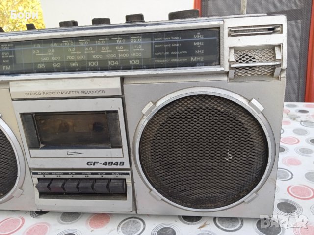 SHARP GF-4949 Радиокасетофон, снимка 4 - Радиокасетофони, транзистори - 38806626