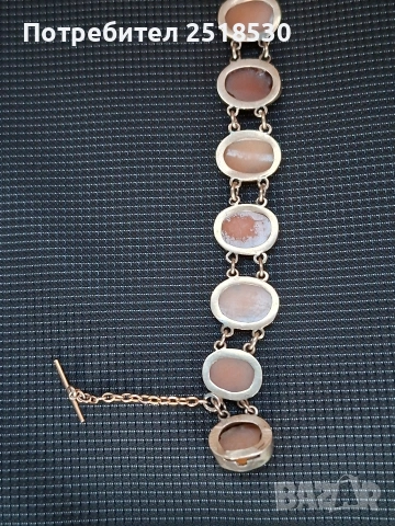 Старинна гривна с камеи, снимка 3 - Антикварни и старинни предмети - 54040846