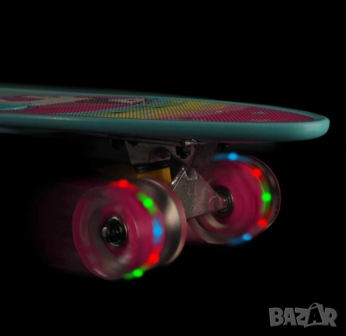 Портативен пени борд Action One, алуминий, светещи гуми, снимка 6 - Части за велосипеди - 52744566