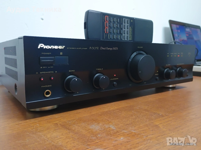 Стерео усилвател Pioneer A-307R с оригинално дистанционно. Изпращам видео. , снимка 2 - Ресийвъри, усилватели, смесителни пултове - 52598619