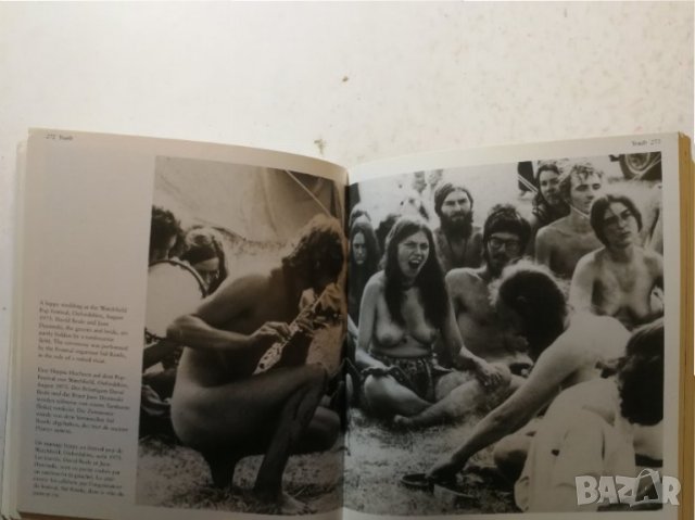 The 1970s: The Hulton Getty Picture Collection ; 70-те години: Колекция от снимки на Хълтън Гети, снимка 11 - Други - 31346762