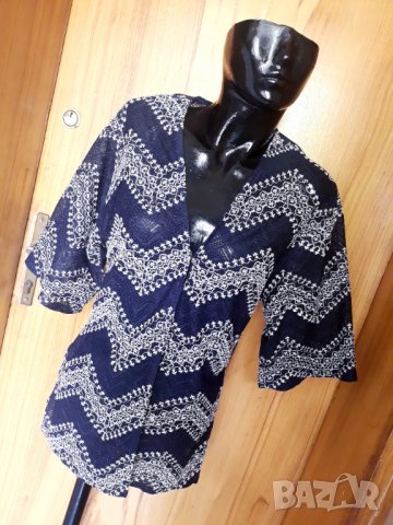 Тъмно синьо - бяла мрежеста жилетка М/Л