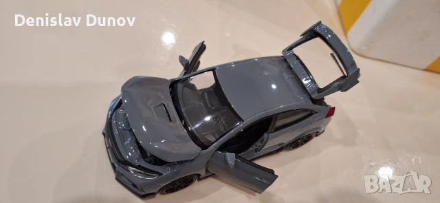 Honda Civic Type R 1:32 с отваряеми врати, капак, светещи фарове и стопове, снимка 12 - Коли, камиони, мотори, писти - 51210650