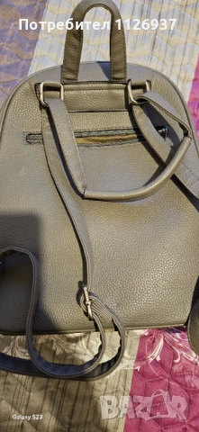 Дамска сива чанта раница , снимка 3 - Раници - 54239695