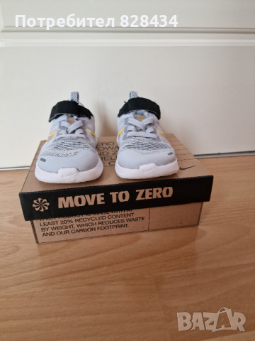 Маратонки Nike, снимка 2 - Детски маратонки - 44680009