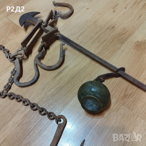 стар кантар с куки и топуз, снимка 2 - Антикварни и старинни предмети - 53905174