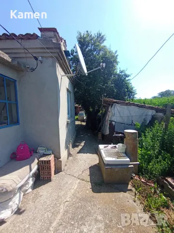 с. Славеево, обл. Добрич, Къща с голям двор и гараж , снимка 8 - Къщи - 56265098