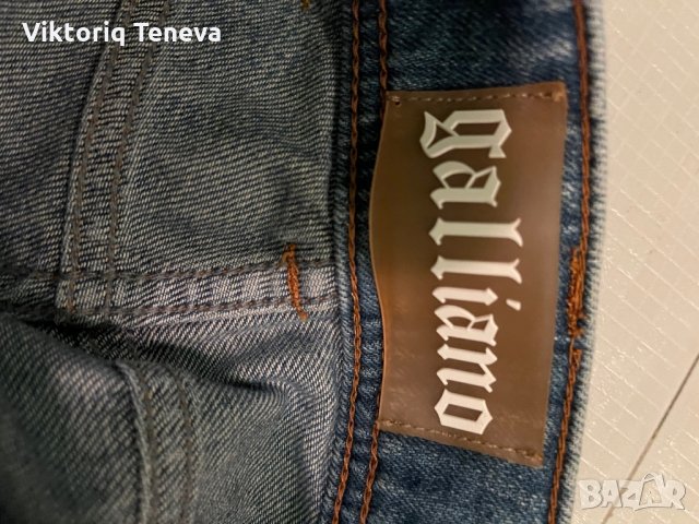 Дамски дънки John Galliano 28/42, снимка 2 - Дънки - 35103309