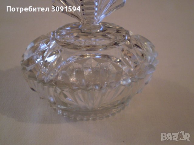 1930 г  Стара стъклена бонбониера - кутия за бижута