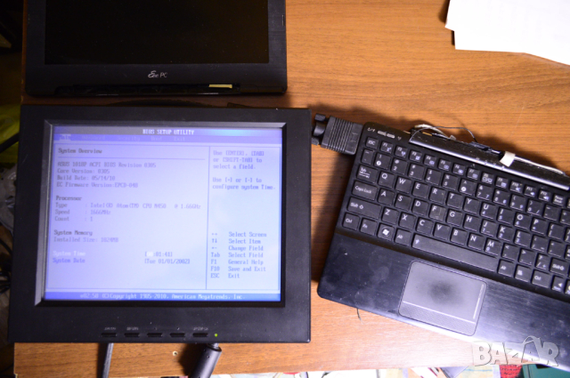 Малък лаптоп Asus Eee Pc  за части, снимка 2 - Части за лаптопи - 44816366