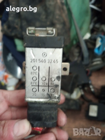 Реле за MERCEDES-BENZ 124 , W124 ,  2105403245 , 897162 , 220596, снимка 2 - Части - 54354230