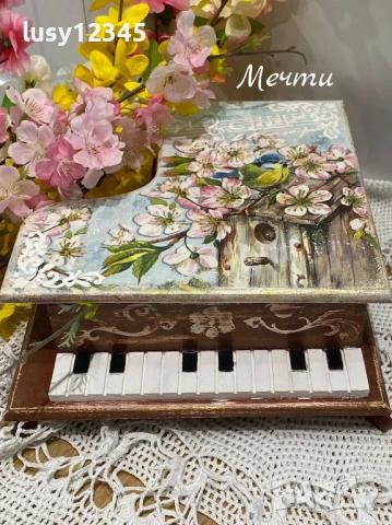 Кутия пиано! , снимка 2 - Декорация за дома - 53214161
