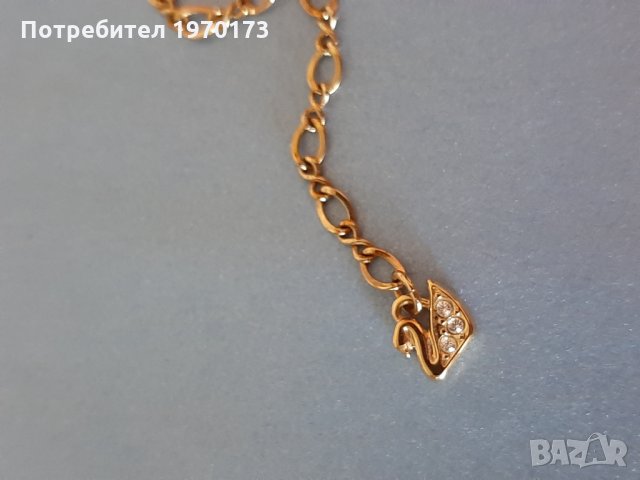 Колие Swarovski , снимка 3 - Колиета, медальони, синджири - 29909900