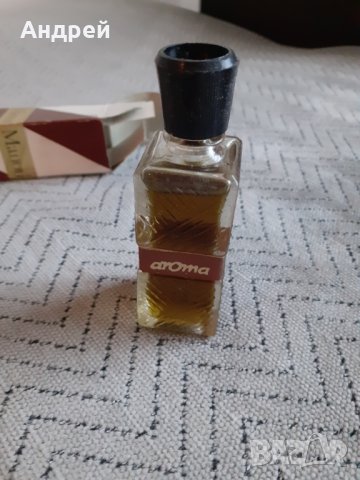 Стар парфюм Manon на Арома, снимка 4 - Други ценни предмети - 29658696