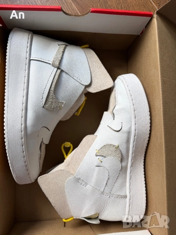 Nike Wmns Vandalised White Chrome Yellow BQ3610-100, снимка 4 - Кецове - 52177958