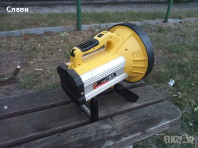 Мощен ХАЛОГЕНЕН фенер Прожектор 12v 7ah 100/150w, снимка 4 - Аксесоари и консумативи - 44143050