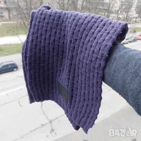 EMPORIO ARMANI  плетен шал с кожена  кръпка с логото лилав цвят, снимка 5 - Шалове - 48908942