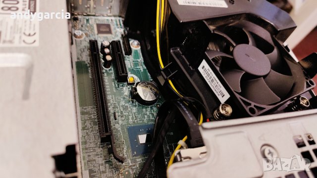 HP ProDesk 400 G4 SFF/Core i5-6500 3.60GHz/256GB SSD/8GB RAM перфектен компютър , снимка 7 - Работни компютри - 39423382