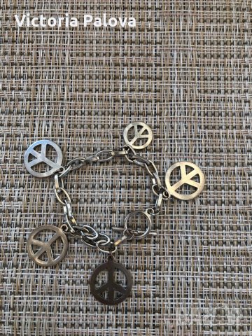 Модерна гривна, снимка 2 - Гривни - 29995327