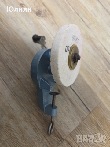 Ръчен шмиргел 