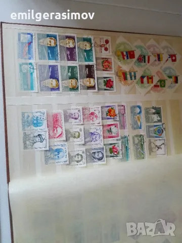 Класьор с пощенски марки и лот картички., снимка 5 - Филателия - 50321964