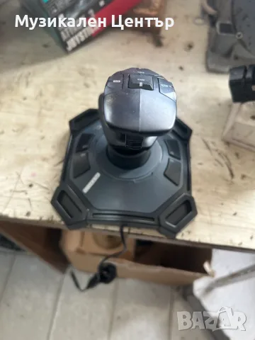 logitech attack 3 joystick Непроверен , снимка 3 - Джойстици и геймпадове - 56325667