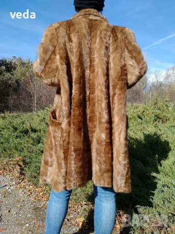 Луксозно кожено палто от норка модел перелина размер М/L, снимка 2 - Палта, манта - 53095495