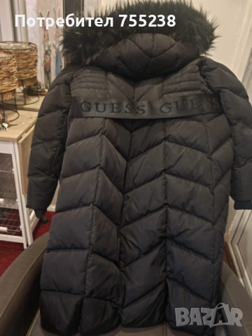 Зимно топло оригинално яке Гес, снимка 12 - Якета - 53036198