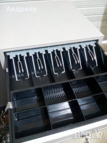 Касово чекмедже /сейф/ за банкноти 41см х 41см, снимка 4 - Оборудване за магазин - 30083648