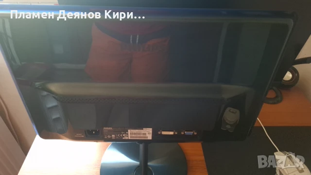 LED монитор PHILIPS 18.5 inc/47см, снимка 2 - Монитори - 50916914