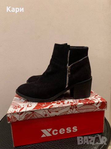 Дамски боти от велур
