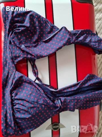 Горнище бански Guess, снимка 1