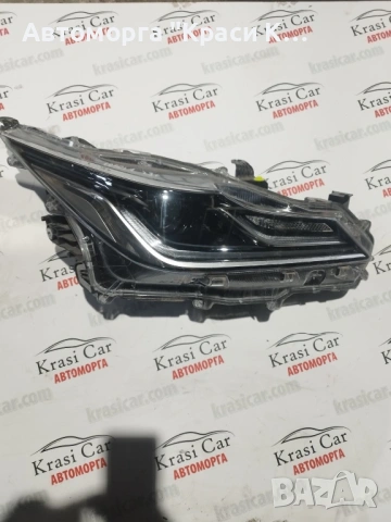 десен фар за тойота Корола Toyota Corolla 2023г без забележки лед