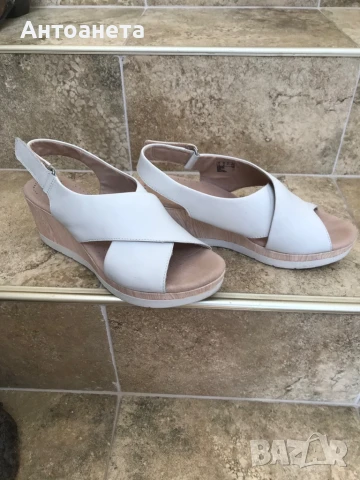 Дамски сандали Clarks, снимка 3 - Сандали - 51100097