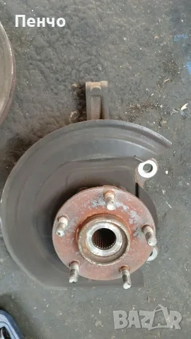 Преден десен шинкел главина Nissan Qashqai (2007-2014), снимка 2 - Части - 56172925