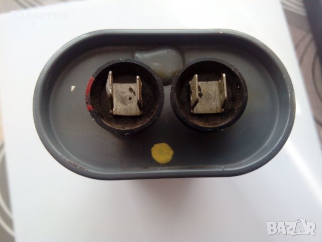 Неполярен кондензатор 7 uF / 660 V AC (Motor Run Capacitor), снимка 2 - Резервни части за машини - 31854649