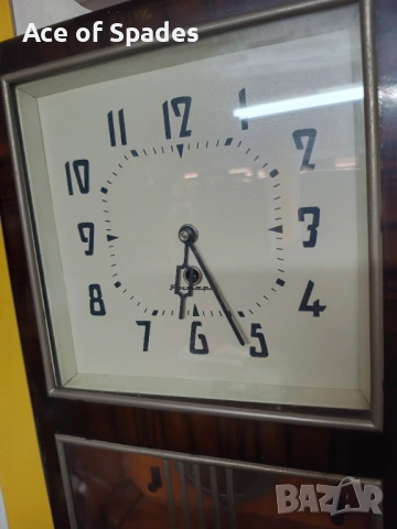 Стар Стенен Часовник ЯНТАР Сделано в СССР Работещ , снимка 2 - Антикварни и старинни предмети - 53898779