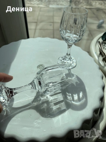 Две кристални бонбончета⚜️ Вместимост-80 мл на око и височина-12 см Цена-10€, снимка 4 - Чаши - 54047977