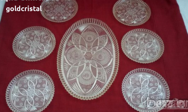 Ретро  пласмасови чинийки с два подноса, снимка 4 - Антикварни и старинни предмети - 18439476