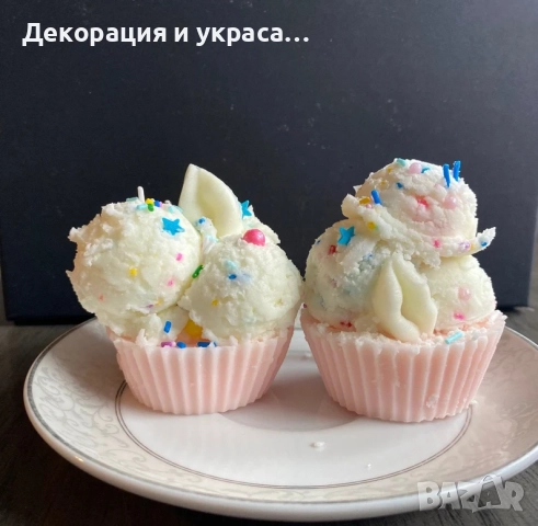 Кексчета и кроасани от сапун, снимка 3 - Декорация - 52566249