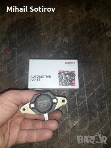 Алтернатор Бош за Мерцедес 124 190, снимка 4 - Части - 53787736