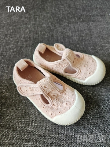 Комплект Детски Обувки HM 10€ 20/21номер Използвани, снимка 3 - Детски маратонки - 54044371