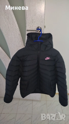 Зимно яке NIKE , снимка 4 - Детски якета и елеци - 53005539