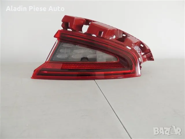 Фар заден десен Kia Stinger Led 2018 2019 2020 2021 код 92402-J5  , снимка 3 - Аксесоари и консумативи - 50357832