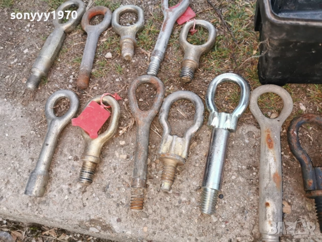 15евро-кука за кола по избор 1803261442, снимка 2 - Аксесоари и консумативи - 53887077