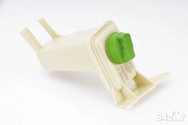 Изравнителен съд, хидравлично масло (серво управление), снимка 3 - Части - 51535605