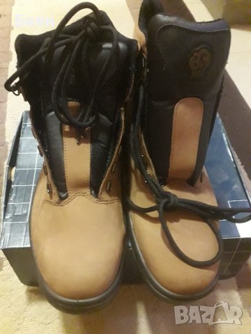 Работни обувки Bata, снимка 2 - Други - 42345651